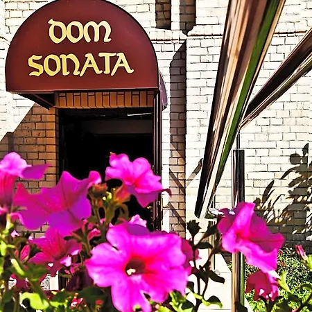 Dom Sonata Bed & Breakfast